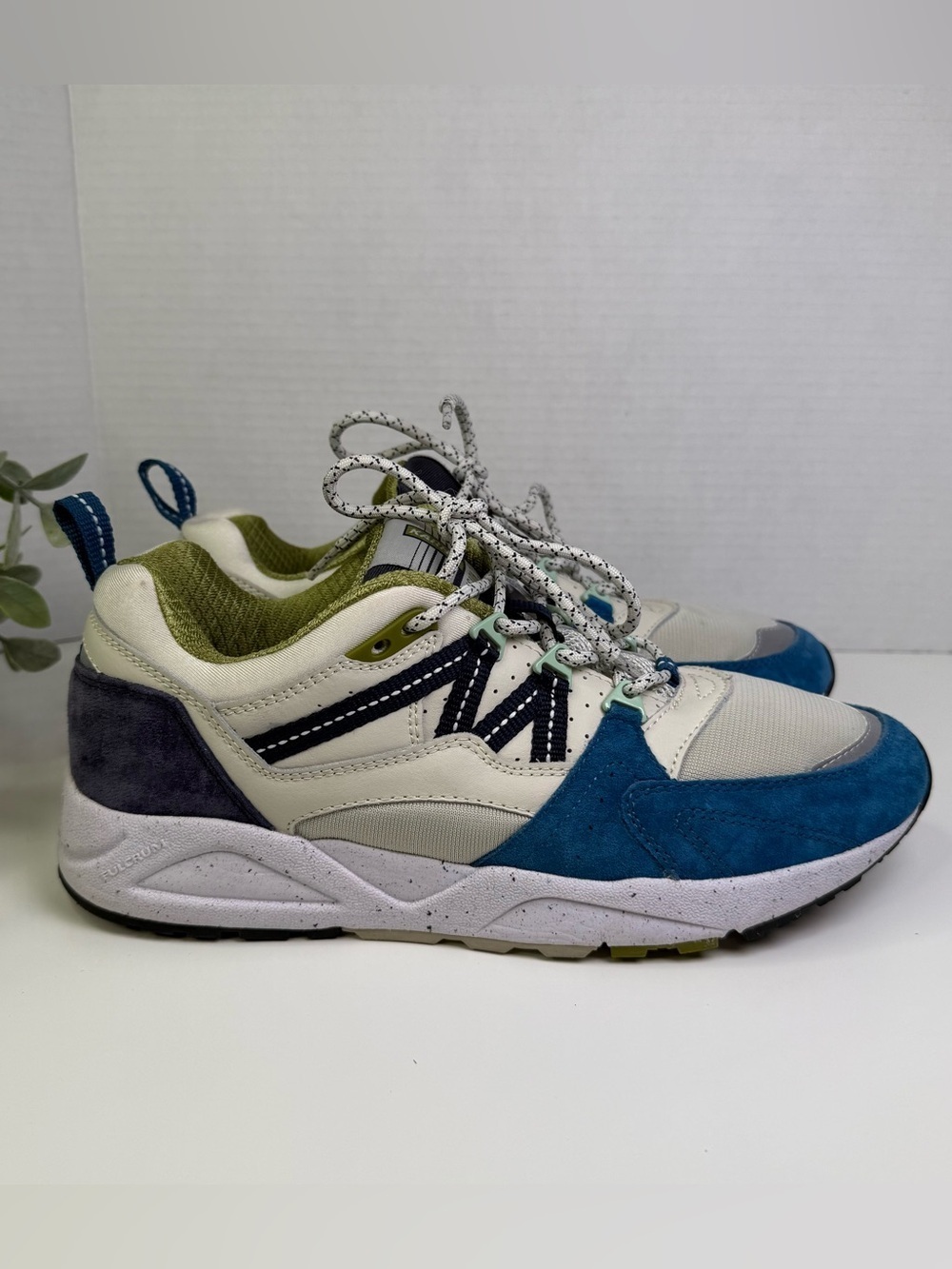 Madewell Karhu FUSION 2.0 Night Sky Unisex Size 8.5 Suede Streetwear Sneakers